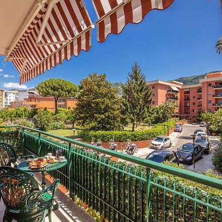 Апартаменты Domus Vittoria - The Luxury Quintessence Сорренто Экстерьер фото